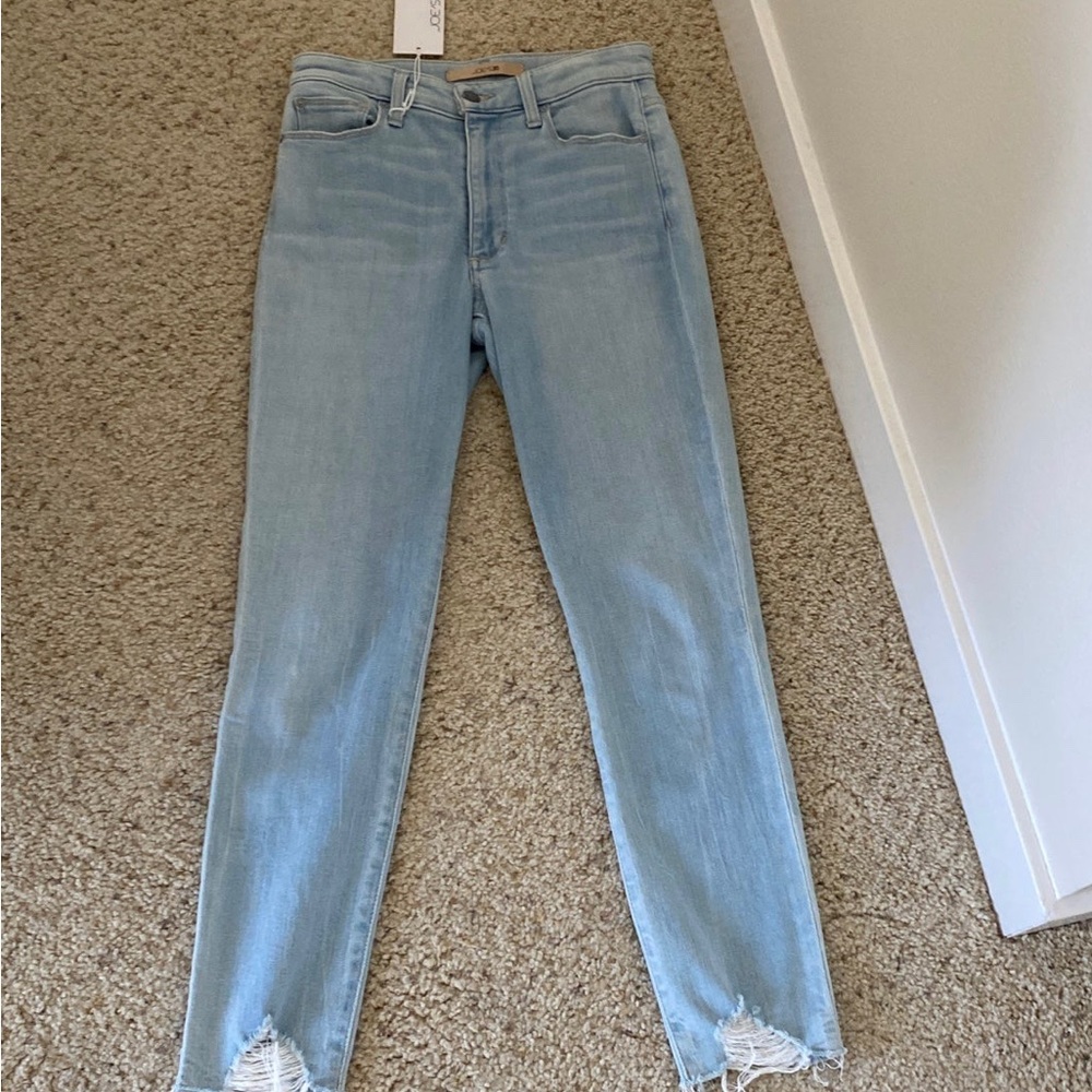 Joe’s THE CHARLIE Judy Blue Jeans